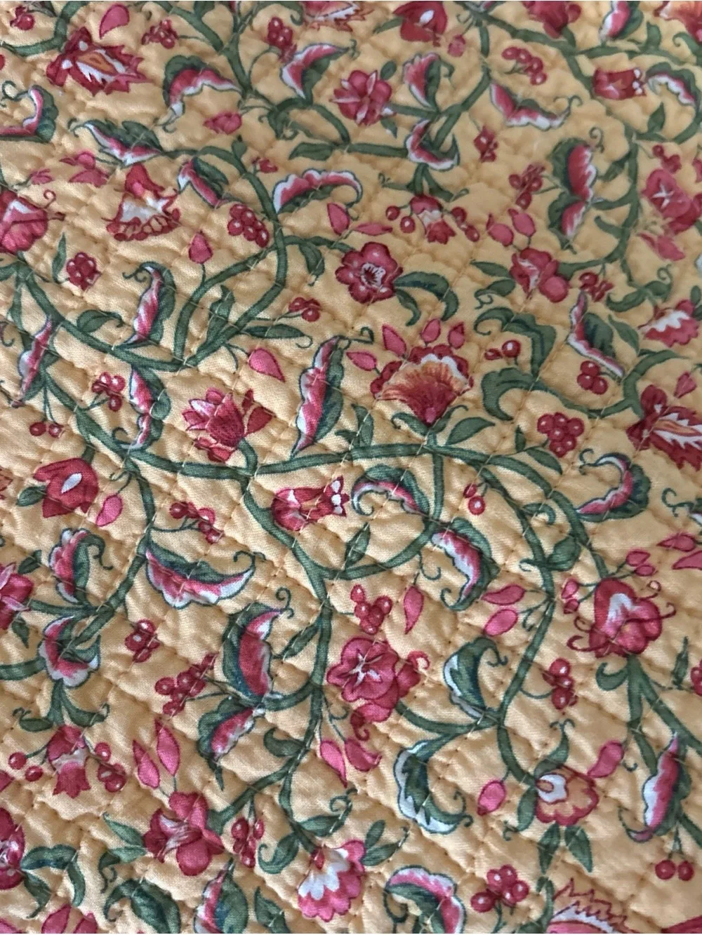 Vintage set scalloped